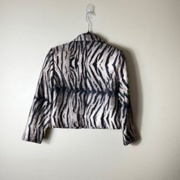 Exit Shops Jacket - Picture 2 of 6